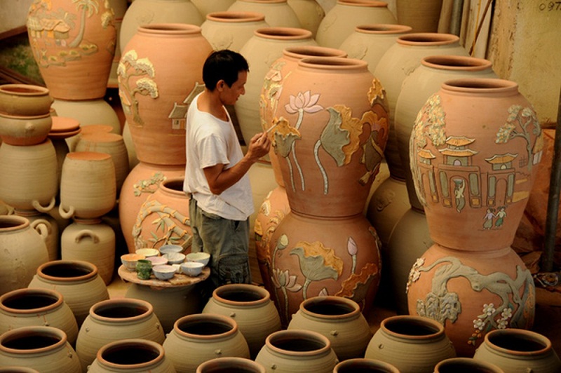 Bat Trang Ceramic Village Tour From Your Hanoi hotel – Half Day