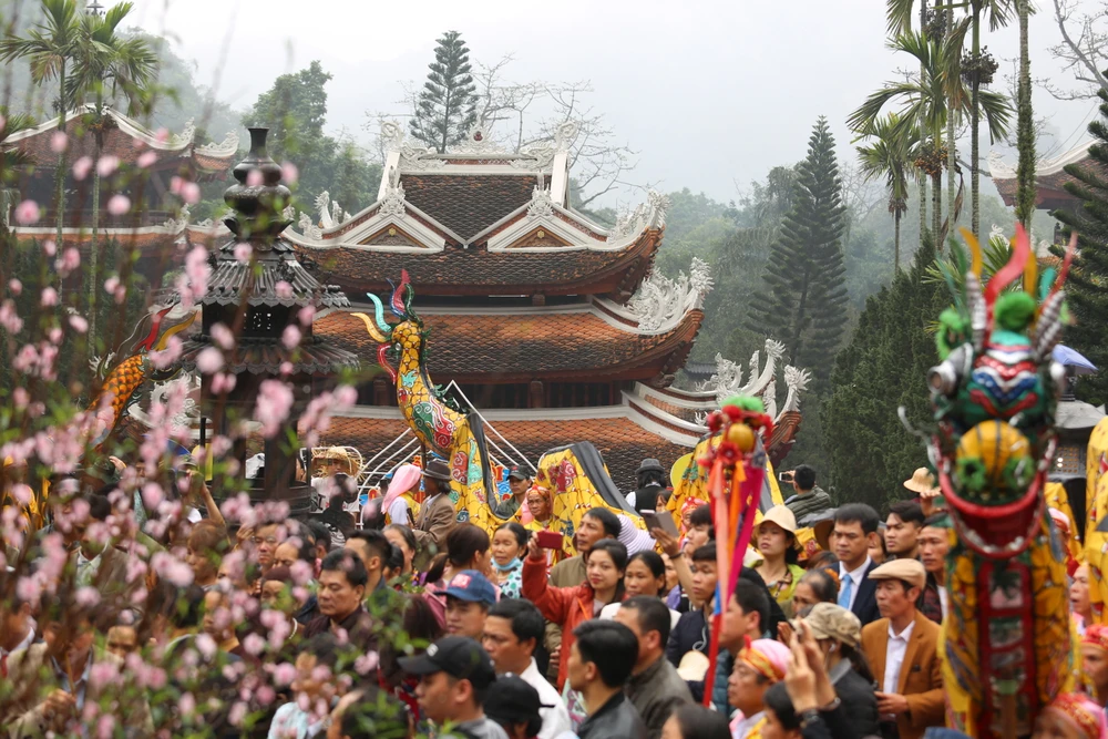 Perfume pagoda in Spring festival